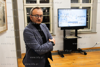 Wernisaż wystawy malarstwa Mariana Mokwy w Pruszczu...