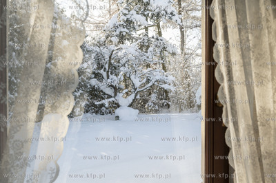 Zima w Dobrzewinie, wsi na Kaszubach w powiecie wejherowskim.10.02.2021...