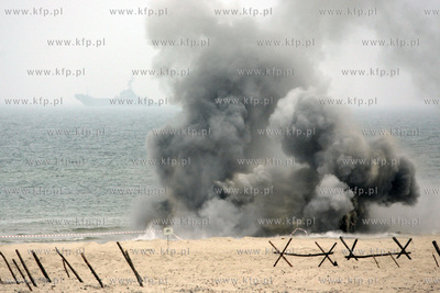 Ustka, poligon. Cwiczenie Taktyczne sil zbrojnych RP...