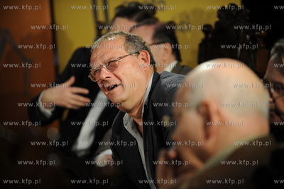 Gdansk, Dwor Artusa. "Debata o wolnosci tworzenia."odbywajaca...