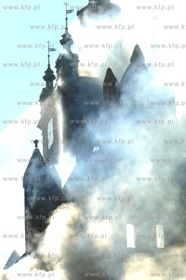 Pozar kosciola sw Katarzyny w Gdansku.
22.05.2006
Fot....