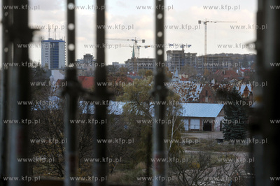 Budowa przez firm Hossa osiedla Garnizon na terenie...