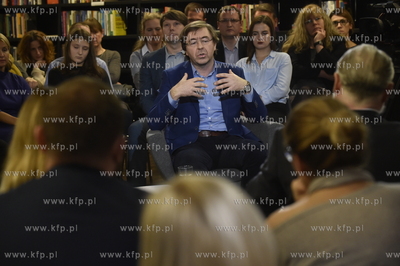 Europejskie Centrum Solidarności. Panel dyskusyjny...