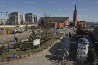 Gdańsk Chełm. Okolice Pasażu Chełmskiego na ul....