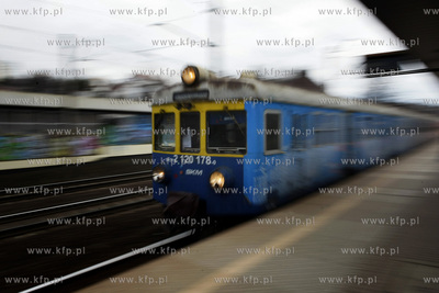 Sopot Kamienny Potok. Peron kolejki SKM.
22.03.2010
fot....