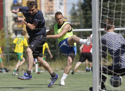 Boisko Zespolu Szkol Ogolnoksztalcacych nr 8 przy ul....