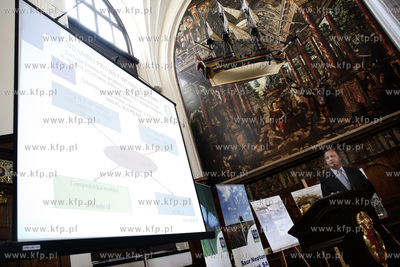 Gdansk. Dwor Artusa. Konferencja poswiecona 145-leciu...