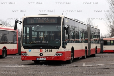 Zajezdnia autobusowa ZKM przy ul. Hallera w Gdańsku....