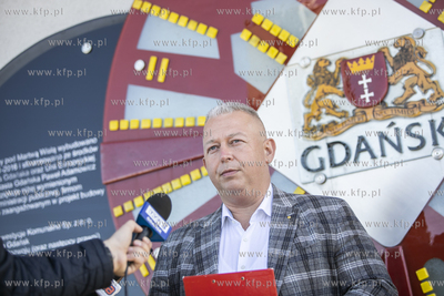 Konferencja prasowa po kontroli inwestycji tunelu pod...