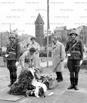 Prawie do polowy lat 60 na Targu Drzewnym tuz obok...