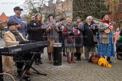 Gdańsk. Parada z okazji Narodowego Święta Niepodległości....
