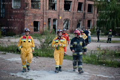Gdansk. Zawalony strop w pustostanie dawnej Blaszanki...
