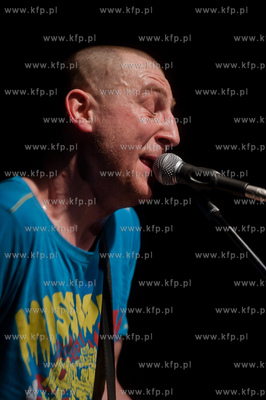 Gdansk. Klub Plama. Koncert Bajzel Supersam. Czlowiek...