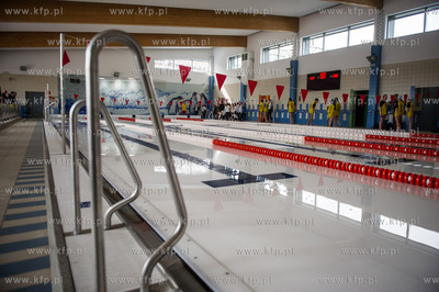 Pruszcz Gdanski. Uroczyste otwarcie krytej
plywalni...