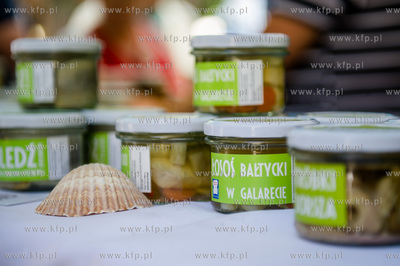 Gdansk. Oliwa. Plac przed Katedra Oliwska.X edycja...