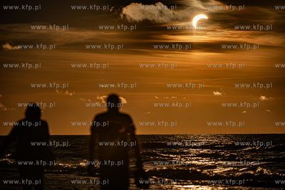 Plaża w Karwi. Zaćmienie słonca, 
12.08.2026
fot....