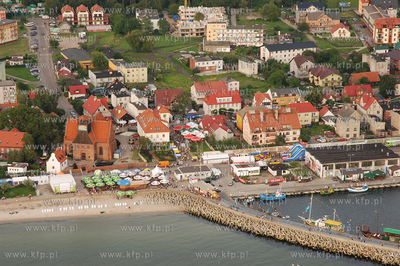 Polwysep Helski z Lotu Ptaka. Hel - miasto i port
14.07.2007r.
Fot....