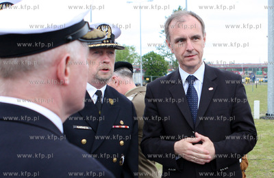 Port Wojenny w Swinoujsciu, Uroczyste przekazanie obowiazkow...