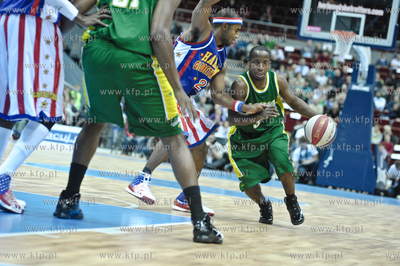 Harlem Globetrotters Poland Tour 2010. Mecz a wlasciwie...