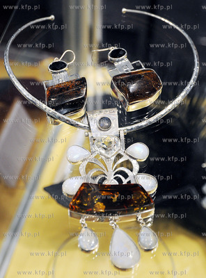 Targi Bursztynu, Bizuterii i Kamieni Jubilerskich Amberif...