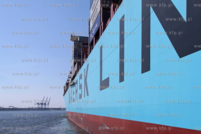 Do gdanskiego DCT zawinal jeden z najwiekszych kontenerowcow...