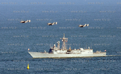 Parada z okazji obchodow Dni Morza i swieta Marynarki...