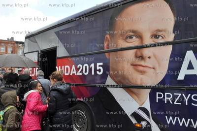 Kampania wyborcza na urzad Prezydenta RP. Kandydat...