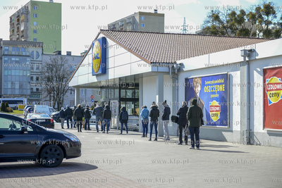 W zwiazku z epidemia koronawirusa COVID-19 w gdynskich...