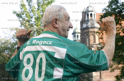 Byly pilkarz i trener Lechii Gdansk Roman Rogocz 28.05.2007...
