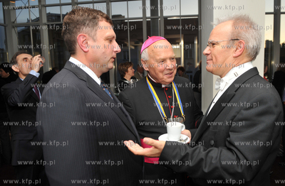 Nadanie honorowego obywatelstwa Sopotu arcybiskupowi...