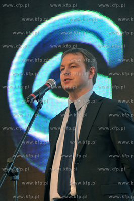 Uroczyste poswiecenie i wmurowanie kamienia wegielnego...