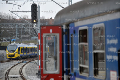 Przystanek SKM Gdansk Srodmiescie. Nowy pociag SKM...