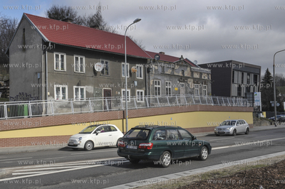 Gdańsk Siedlce. Ul Kartuska pomędzy 195 a 205. 13.04.2012...