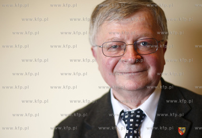 Sopot. Konferencja prasowa sopockiej PO, dotyczaca...