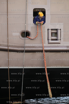 Gdansk. Remontowa Shipbuilding. Uroczyste wodowanie...