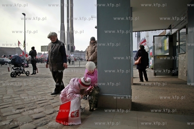 Gdańsk. Manifestacja w obronie TV TRWAM i RADIA MARYJA....