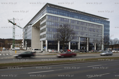 Biurowiec Olivia Gate przy ul. Grunwaldzkiej.
26.03.2012
fot....