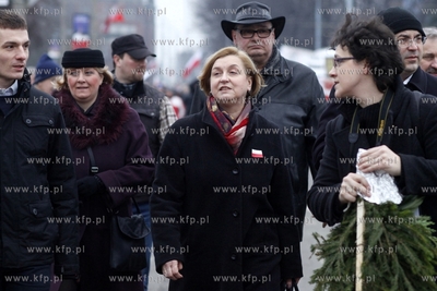 Dzien Pamieci Zolnierzy Wykletych. Przemarsz ulicami...