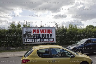 Billboard polityczny na ul. Kościuszki w Gdańsku...