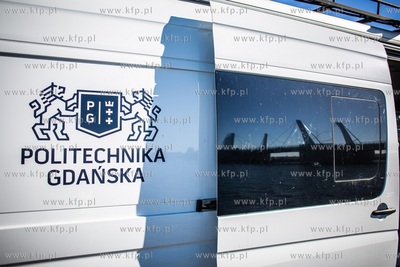 Pierwsze próby obciążeniowe budowanego mostu w Sobieszewie.
29.09.2018
fot....