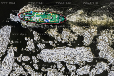 Lodołamacze udrożniają ujście Wisły.
09.01.2026
fot....