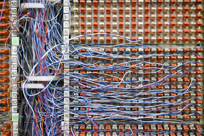 Krzynka telekomunikacyjna na ul. Marii Skłodowskiej-Curie....