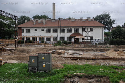 Remont dworaca i perownow w Pruszczu Gdanskim.
01.08.2011
fot....