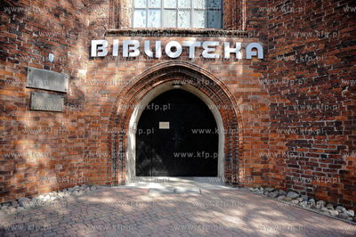 Slupsk. Wojewodzka Biblioteka Publiczna im. Marii Dabrowskiej.
06.09.2011
fot....
