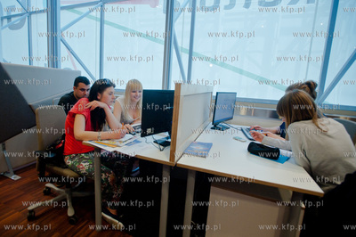 Gdynia. Uroczyste otwarcie nowych obiektow
Pomorskiego...