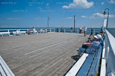 Gdynia. Niedzelne, sloneczne popoludnie na molo w Orlowie.
19.05.2013
fot....
