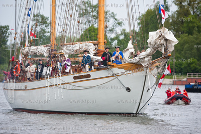 Gdansk. Rybackie Pobrzeze. XI Otwarcie Sezonu Zeglarskiego....