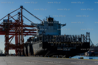 Najwiekszy kontenerowiec w historii portu MSC Charleston,...