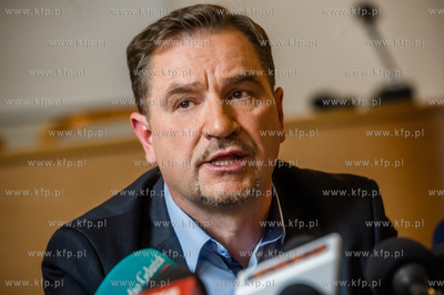 Gdansk. Konferencja prasowa Przewodniczacego Komisji...