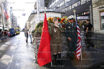 Charlie Checkpoint - dawny posterunek armii amerykanskiej...